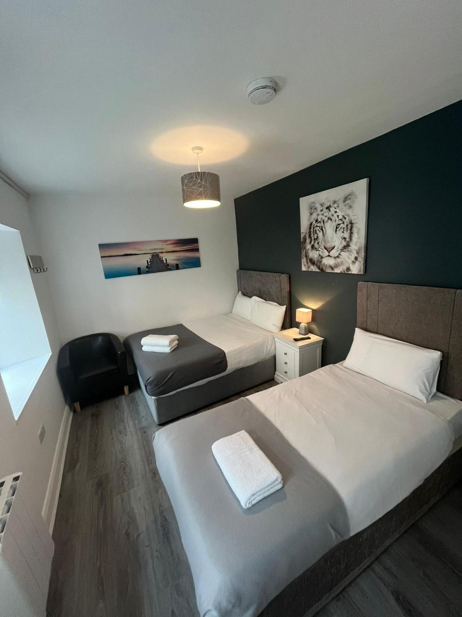 6 Eyre Square Lane Apartment Galway Bagian luar foto