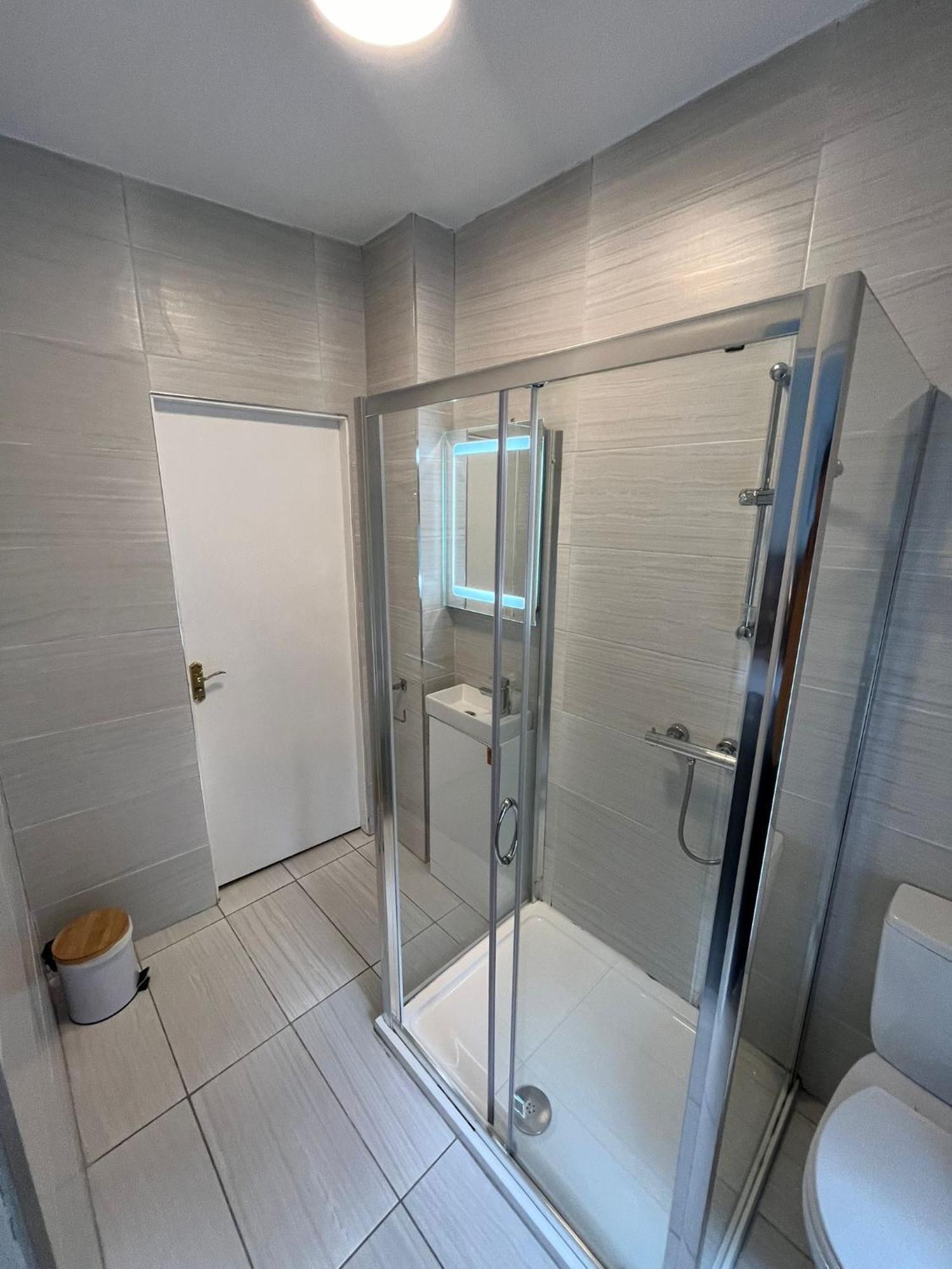 6 Eyre Square Lane Apartment Galway Bagian luar foto