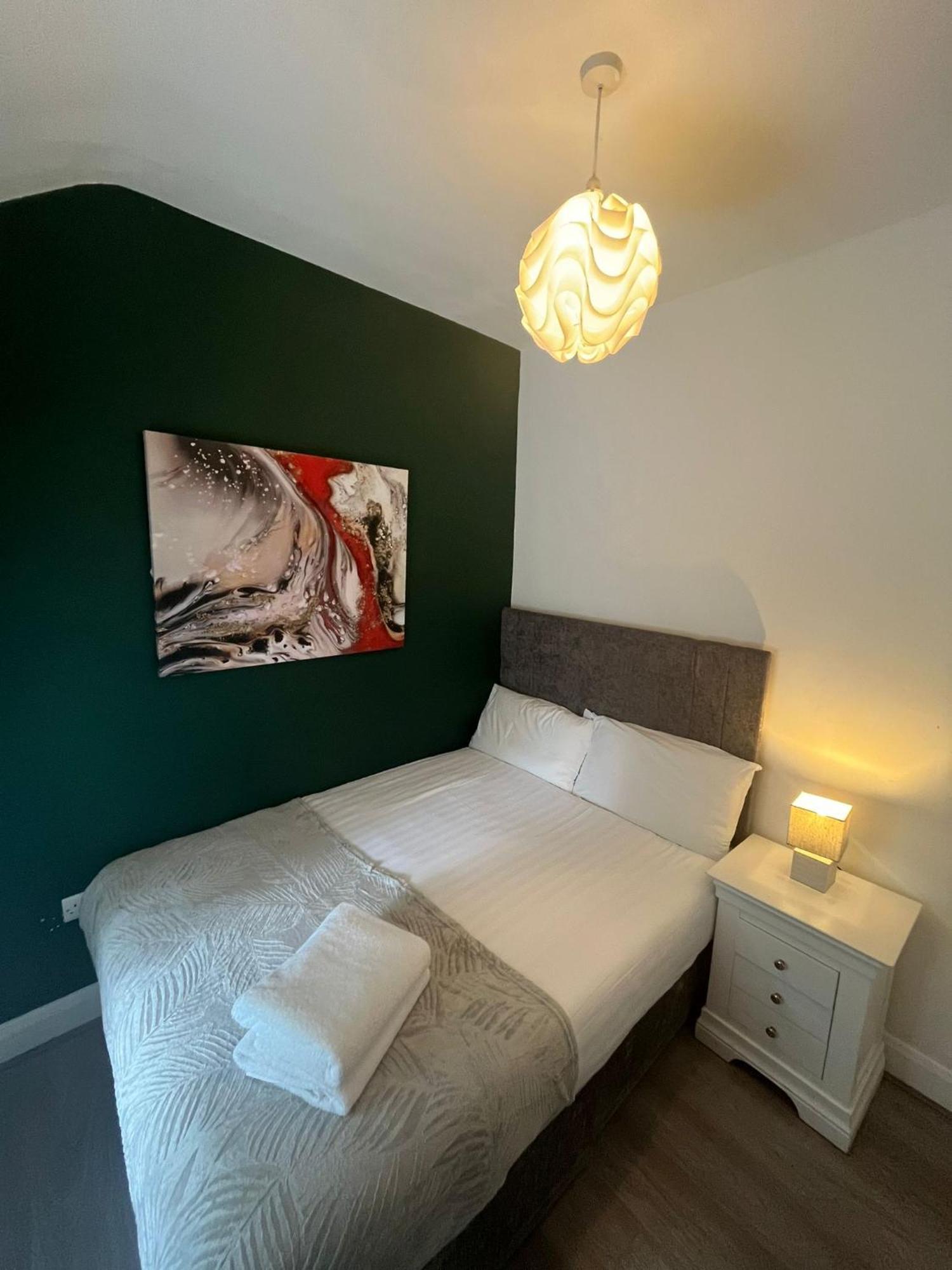 6 Eyre Square Lane Apartment Galway Bagian luar foto